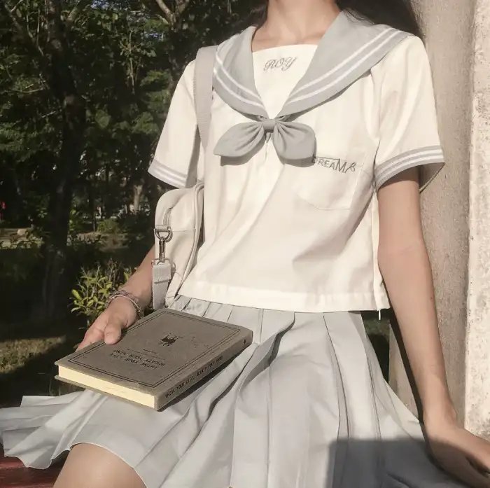 小生当差海报