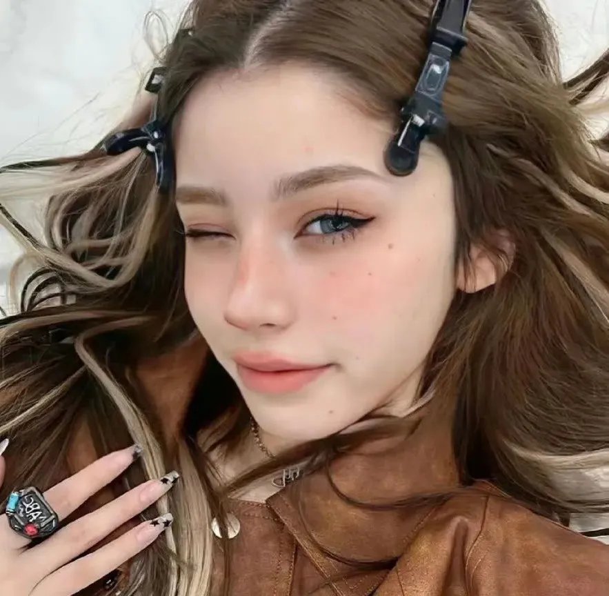 我世界的中心海报